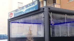 Blue bar