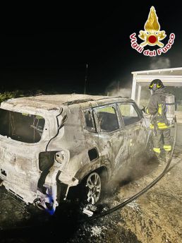 Incendio auto