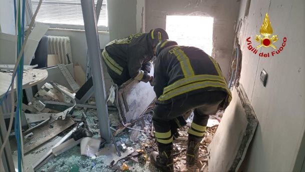 Assalto postamat Montenero