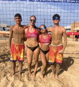 Bts beach volley